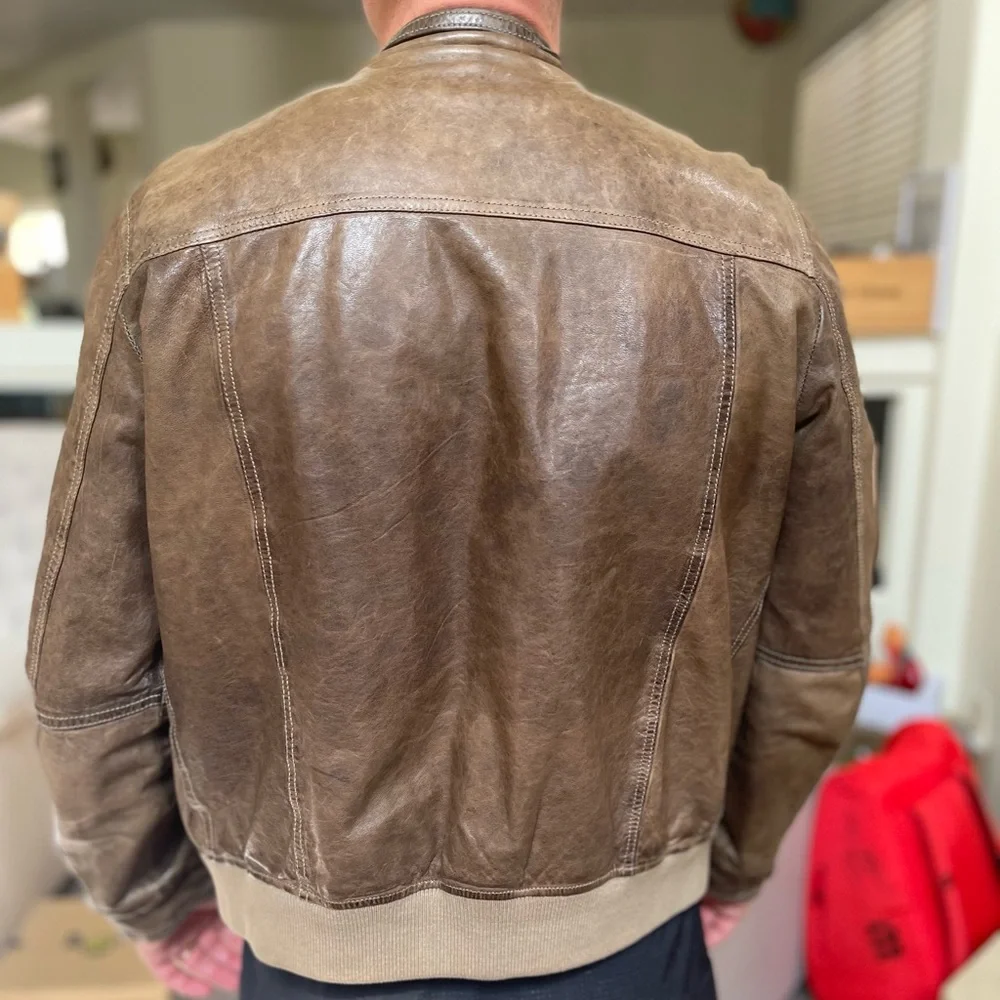 Leather jacket - Picture 4 of 4
